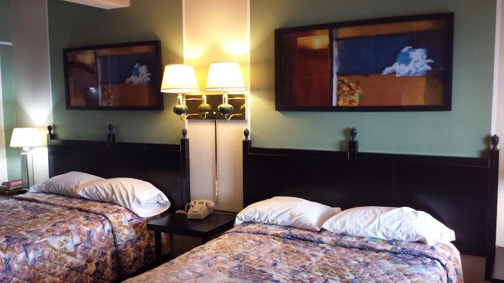 Manor Motel Minooka 외부 사진
