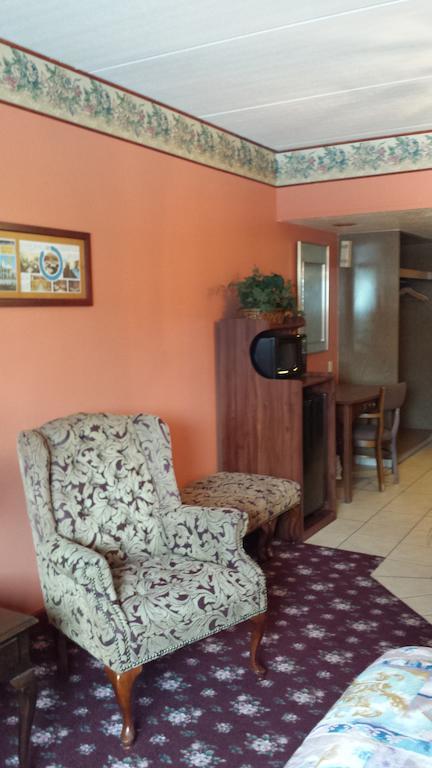 Manor Motel Minooka 외부 사진