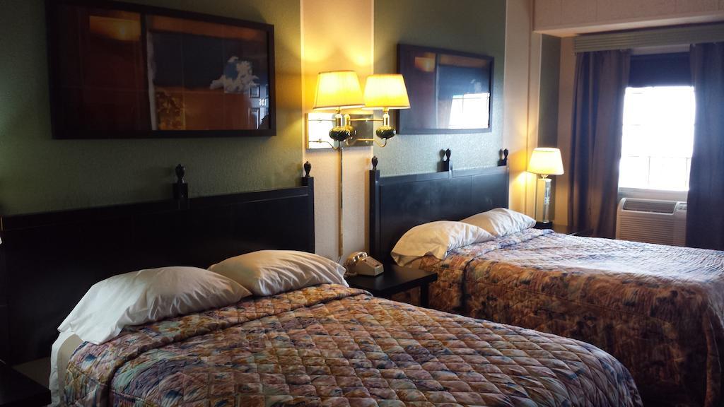 Manor Motel Minooka 객실 사진